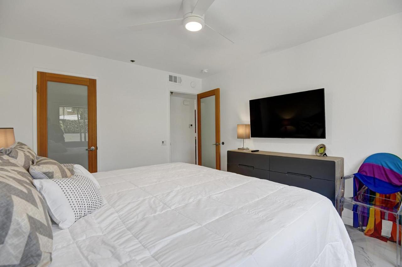 Modern Plaza Villas Oasis Palm Springs Kültér fotó